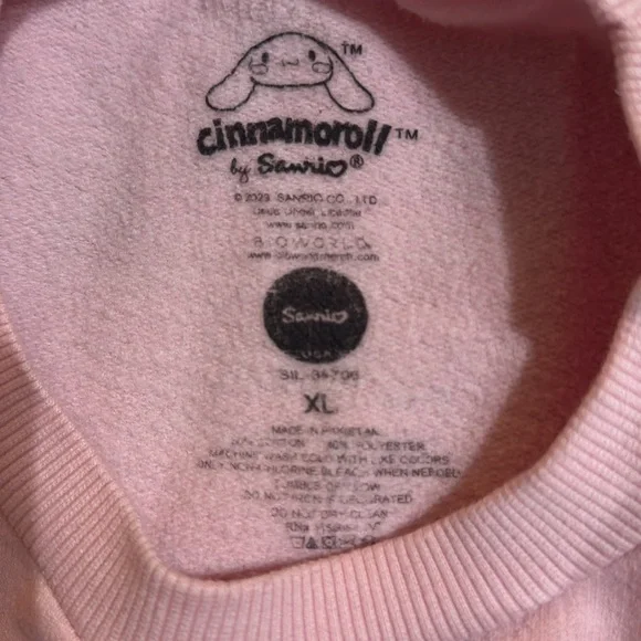 Sanrio Cinnamoroll Pink Sweatshirt with Cute Character Design XL - Picture 4 of 4